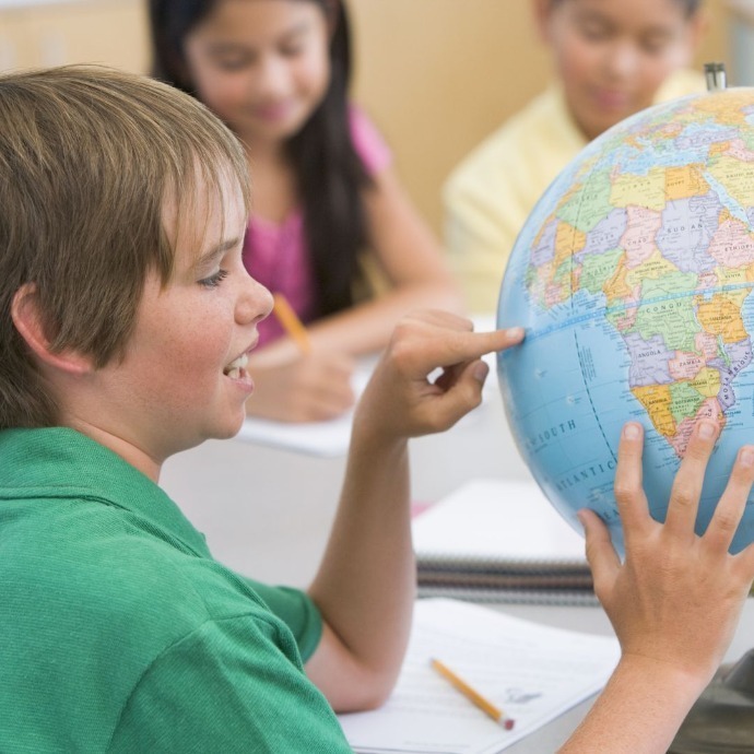 Child looking at the Globe